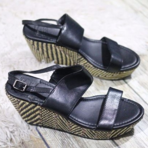 Lucky Brand Shoes - Lucky Brand Black Espadrille Sandal Juut Geometric